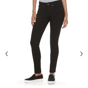 Kohls Junior So Black Skinny Jeans in Size 5R